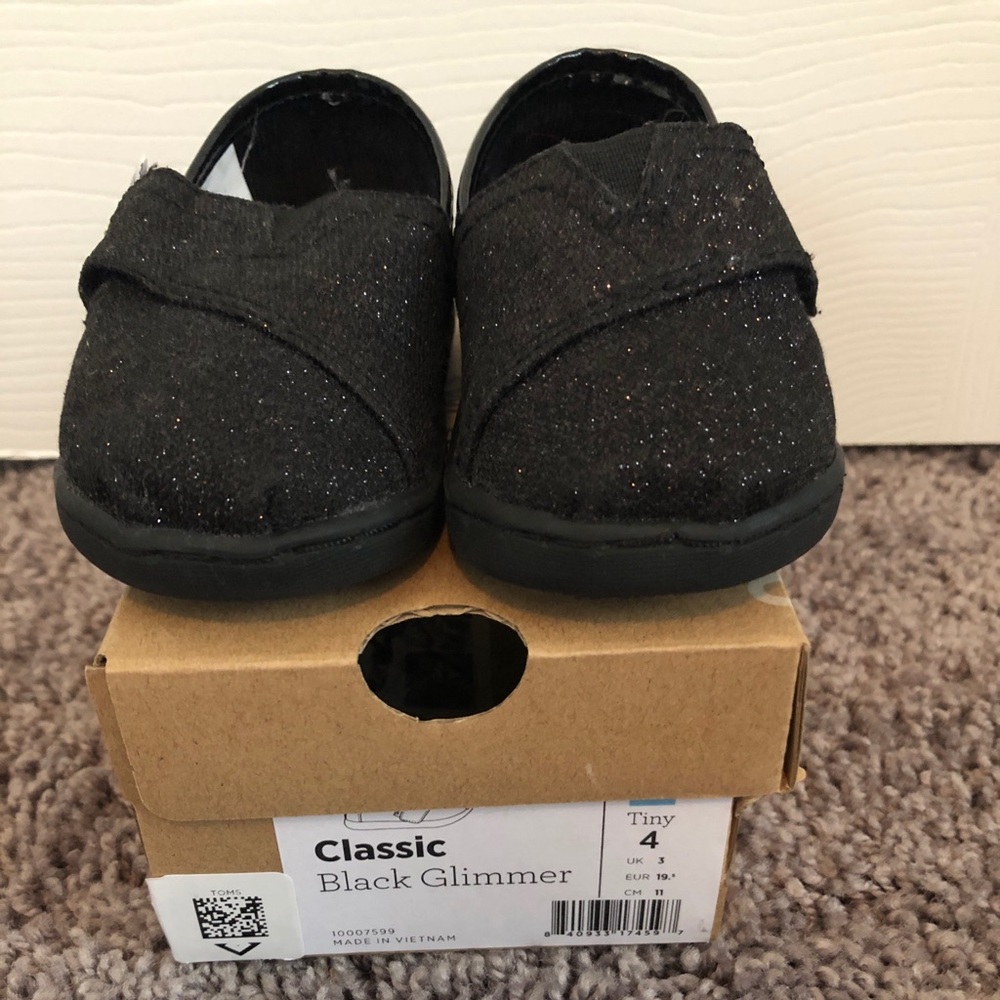Toms Classics- Toddler Girl Size 4 - Black Glitter
